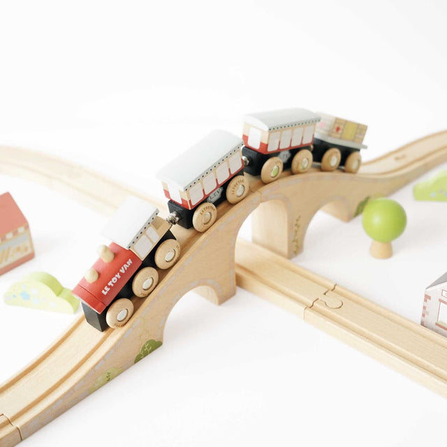 Coffret de train Figure 8 (40 pcs) - Ensembles de jeu by Le Toy Van