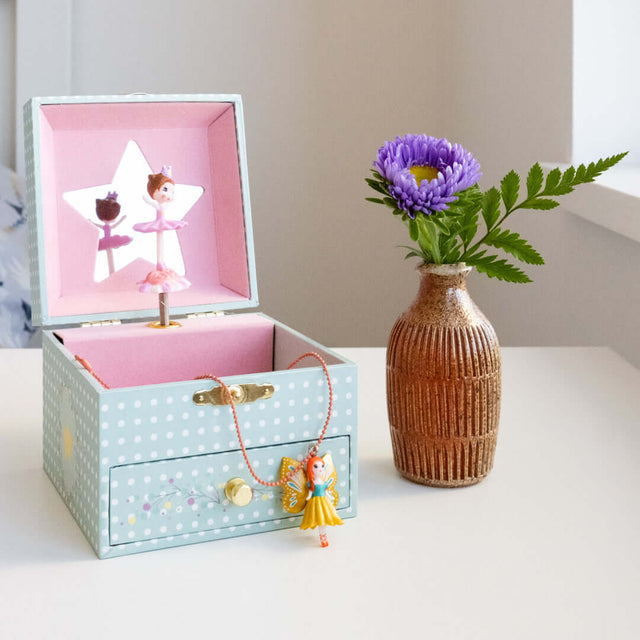 Boîte à musique Délicate Ballerine - Décoration by Djeco