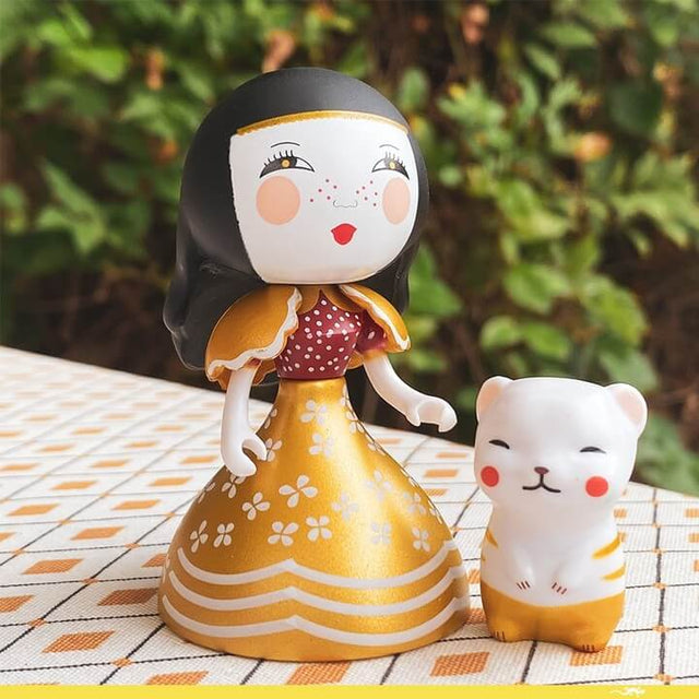 Figurine princesse Mona & Moon - Figurines by Djeco