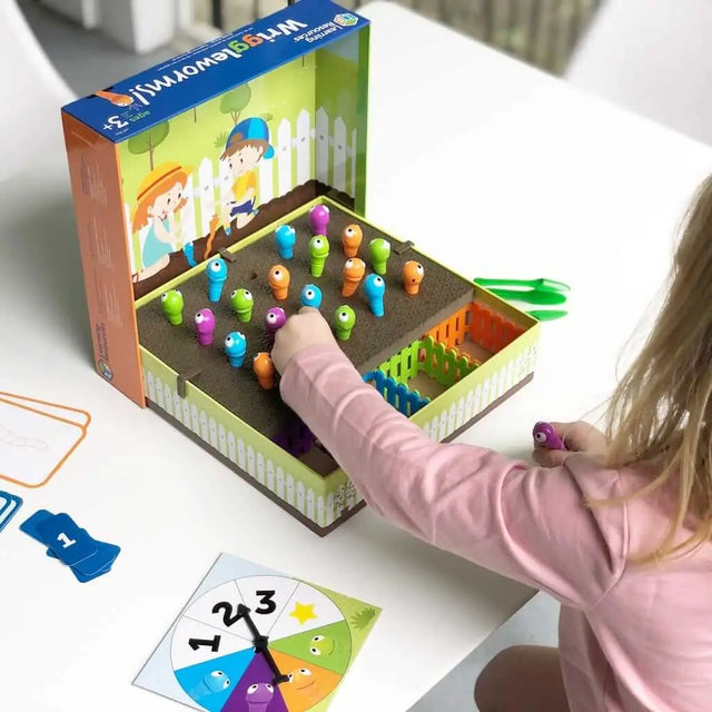 Jeu de motricité fine Wriggleworms! – Les vers dans le jardin - Jeux de motricité fine by Learning Resources