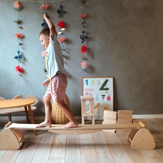 Poutre d'équilibre Pikler - Jeu actif by Kinderfeets