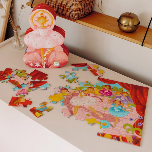 Puzzle silhouette - Ballerine (36 pcs) - Casse-têtes by Djeco