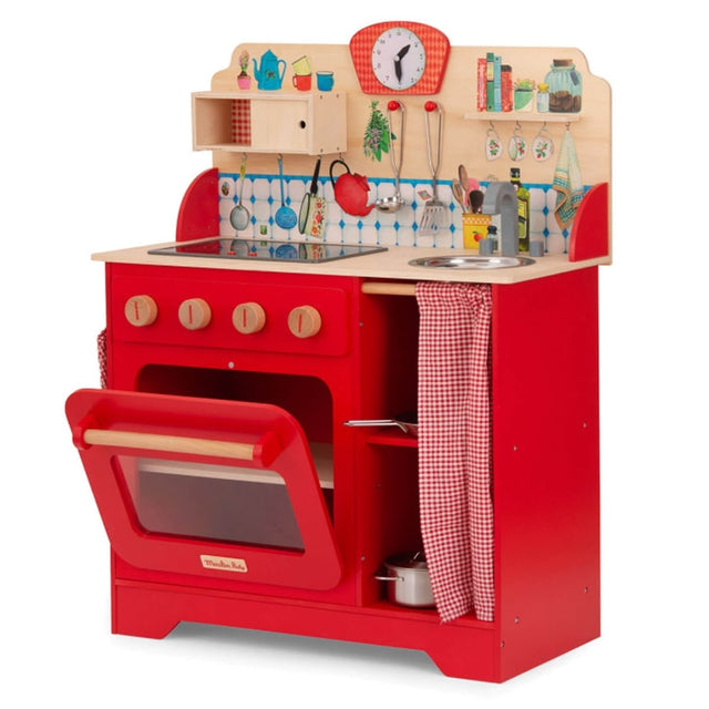 La Grande Famille wooden kitchen