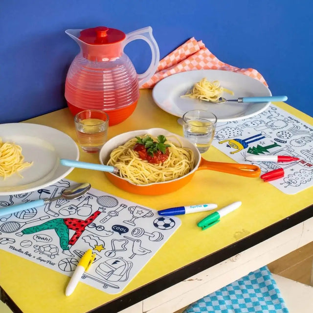 Tapis de coloriage + 4 feutres effaçables Sport - Art & bricolage by Moulin Roty