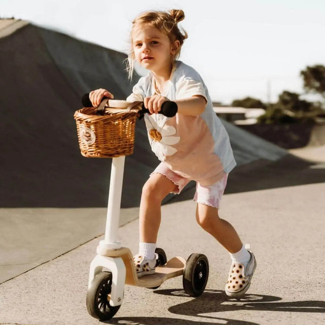 Trottinette en bois KinderScooter - Jeux d'extérieur by Kinderfeets