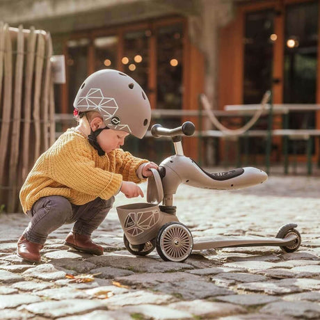 Helmets & accessories