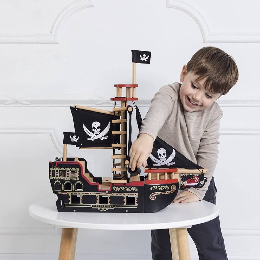 Le toy van pirates on sale