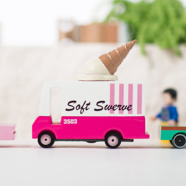 Camion de crème glacée Candyvan - Véhicules de jeu by Candylab