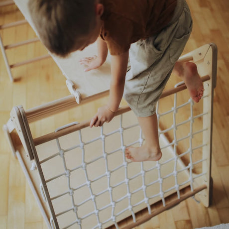 Duo Pikler Grimpe & Glisse: Grand Triangle d'escalade + rampe-glissoire - Jeu actif by Kinderfeets