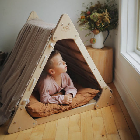 Duo Pikler Grimpe & Glisse: Grand Triangle d'escalade + rampe-glissoire - Jeu actif by Kinderfeets