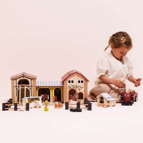 Écuries de ferme en bois - Ensembles de jeu by Le Toy Van