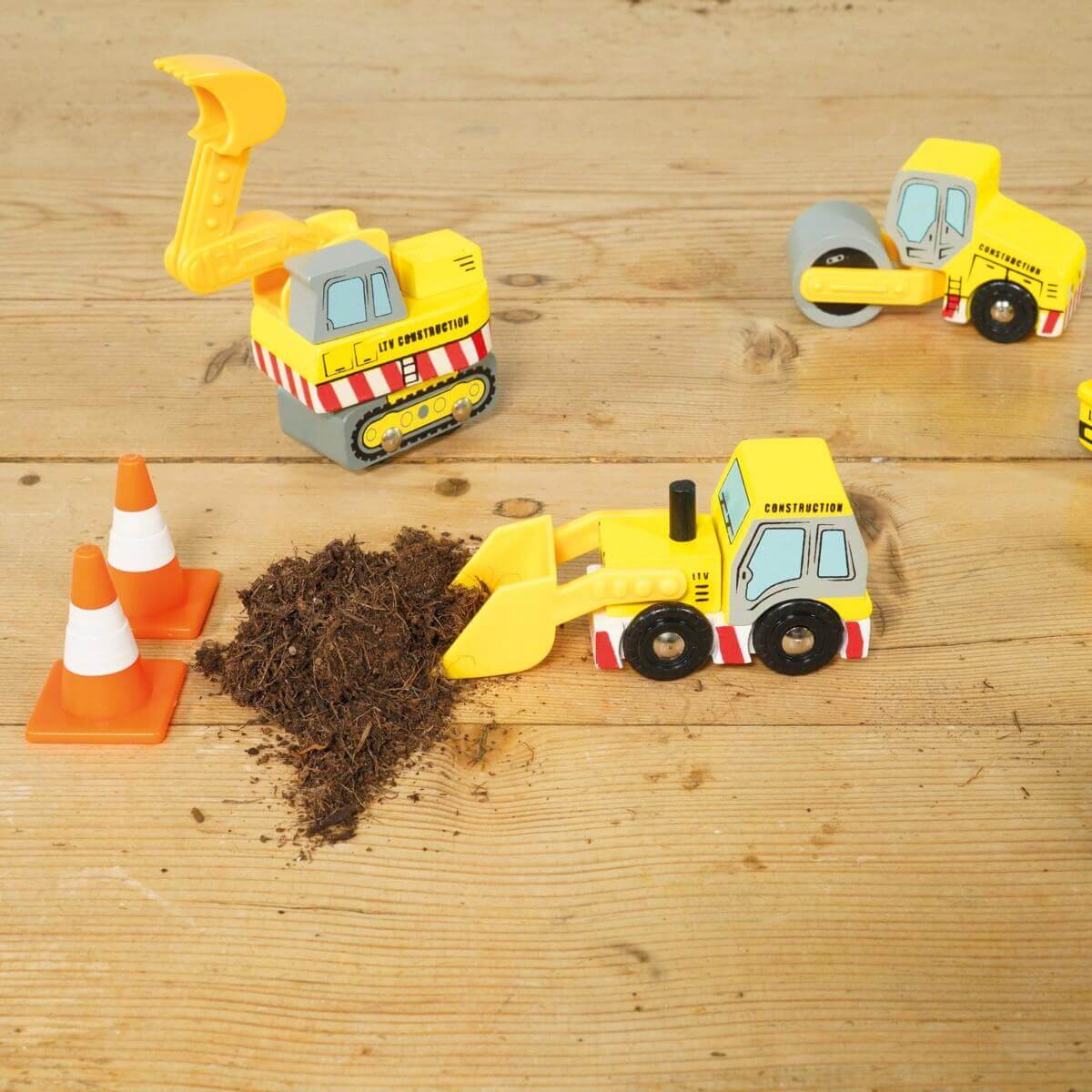 LE TOY VAN Construction Set