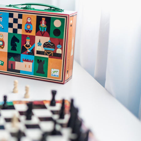 Jeux classiques - Échecs et Dames - Jeux de société by Djeco