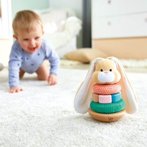 Lapin multisensoriel à empiler-Jouets à trier & empiler-Hape-Comme des Pirates