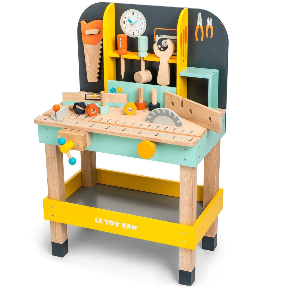 Alex's wooden workbench – Comme des Pirates