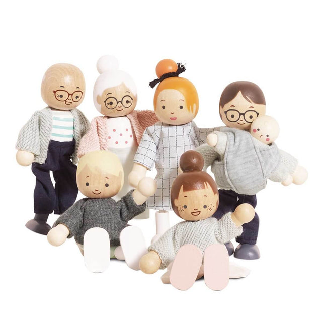 Ma famille de poupées en bois - Poupées by Le Toy Van