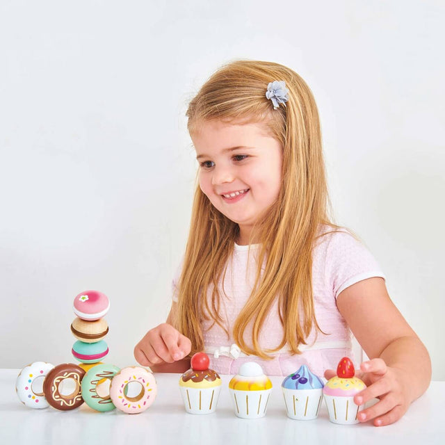 Petits fours Cupcakes en bois - Jouets d'imitation by Le Toy Van