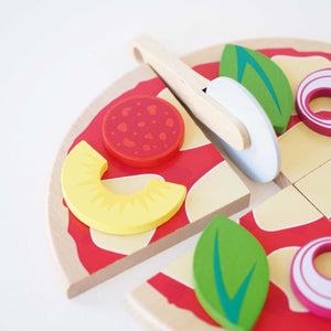 Pizza en bois à couper et garnir - Jouets d'imitation by Le Toy Van