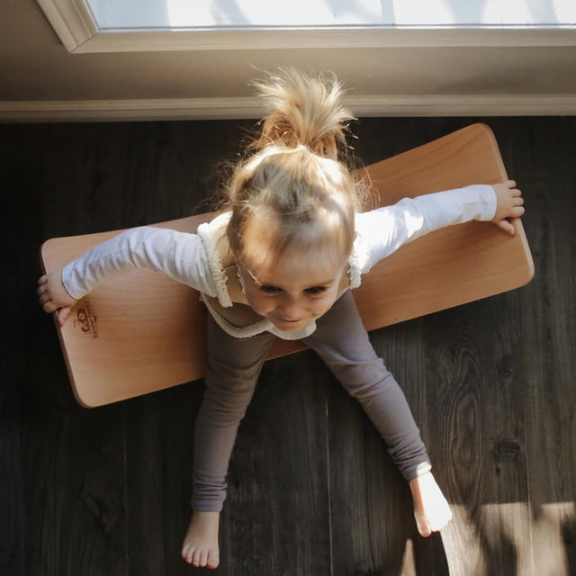 Planche d'équilibre Kinderboard - Lite Naturel - Jeu actif by Kinderfeets