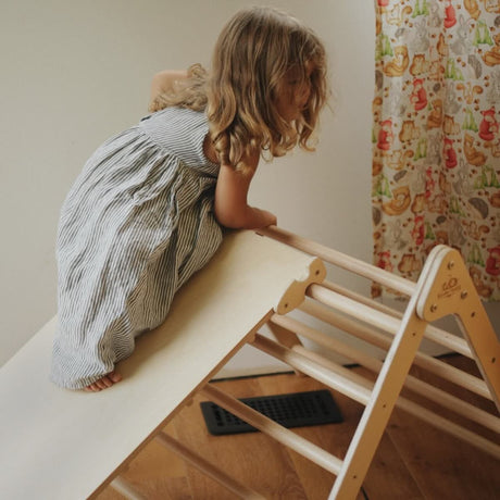 Arche à bascule + Triangle d'escalade + rampe Pikler - Jeu actif by Kinderfeets