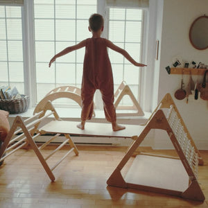 Rampe-glissoire Pikler - Jeu actif by Kinderfeets