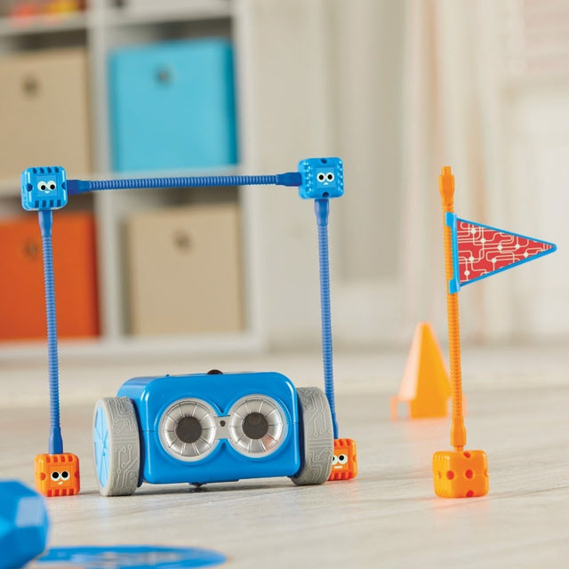 Robot de codage Botley 2.0 + kit d'activités - Jeux électroniques by Learning Resources