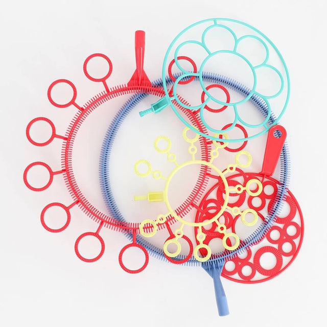 Set de bulles géantes Aujourd'hui, c'est Mercredi - Jeux d'extérieur by Moulin Roty