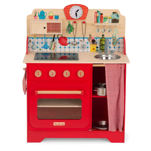 La Grande Famille wooden kitchen