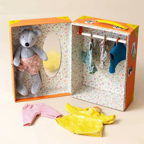 Valise petite armoire de Nini la souris - Poupées by Moulin Roty